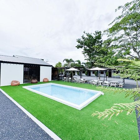 Peeranon Resort Nakhon Nayok Eksteriør billede