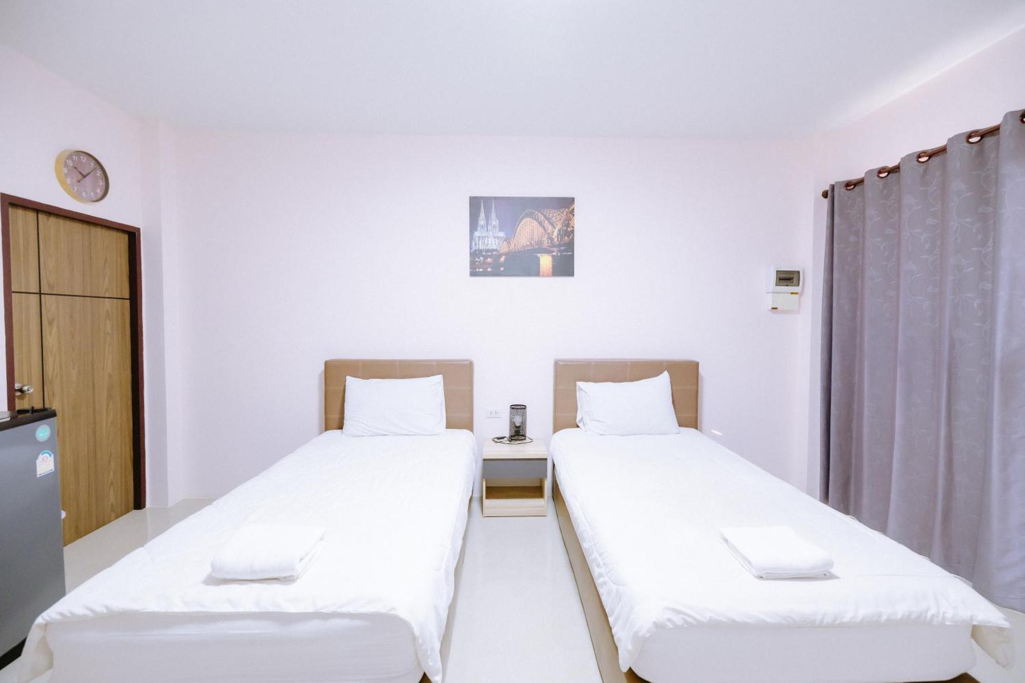 Peeranon Resort Nakhon Nayok Værelse billede