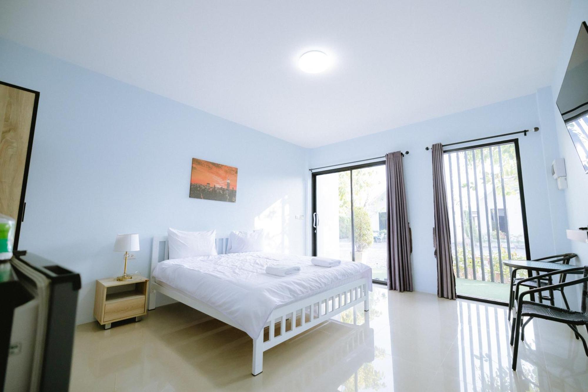 Peeranon Resort Nakhon Nayok Værelse billede