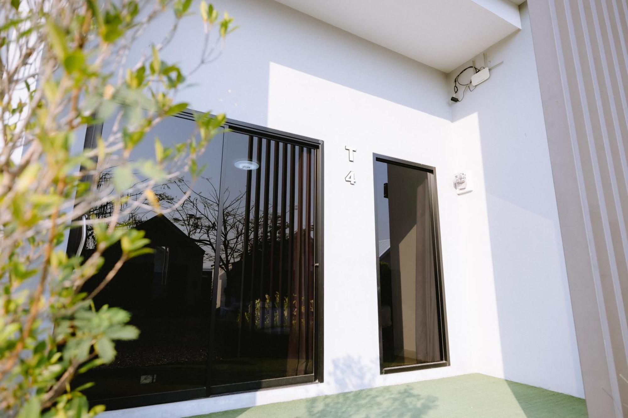 Peeranon Resort Nakhon Nayok Værelse billede